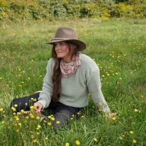 Gamine Workwear Cotton Shaker Sweater *pictures of actual item coming soon